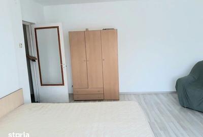 Garsonieră decomandată, mobilată în Tei - 7