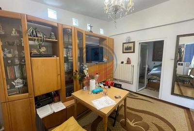 Casă cu 4 camere cu Teren 160 Mp în Central - 3