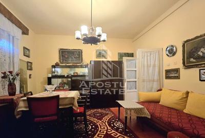 Casa individuala 3 camere, teren 678 mp Parneava - 1