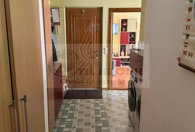 Apartament cu 3 camere decomandat, mobilat în Nicolina - 11