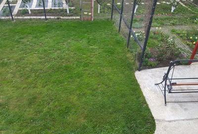 Particular vand casa individuala P+1+M in Bragadiru Independentei 9 camere - 3