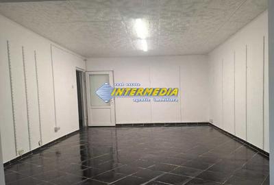 Spațiu comercial, de 30 mp, în Cetate - 1