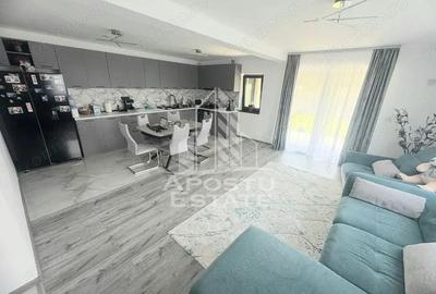 Duplex modern mobilat, cu 3 camere si 2 bai, Sag
