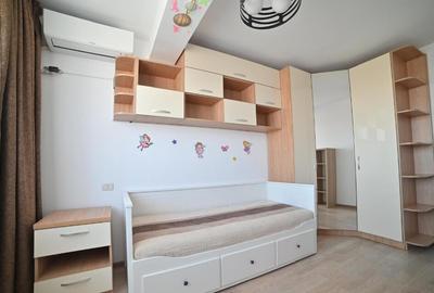 Apartament cu 3 camere decomandat în Apărătorii Patriei