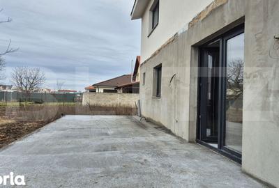 Casă cu 4 camere cu Teren 960 Mp în Lazuri - 11