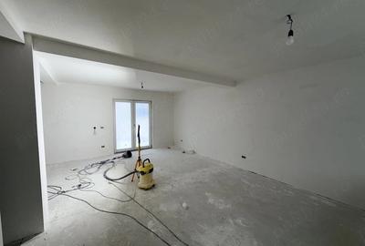 Casă cu 4 camere cu Teren 380 Mp în Mărgineni - 6