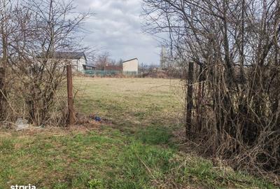 Teren de 1000 mp, în Central - 4