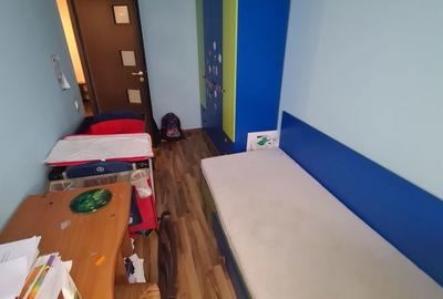 Apartament cu 3 camere decomandat în Runcu - 2