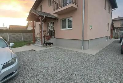 Casă cu 6 camere cu Teren 500 Mp în Bărăbanț - 2