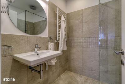 Casă cu 5 camere cu Teren 110 Mp în Central - 17