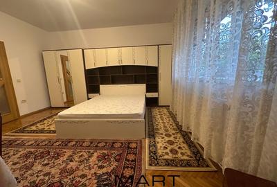 Apartament cu 3 camere decomandat, mobilat în Florilor - 15
