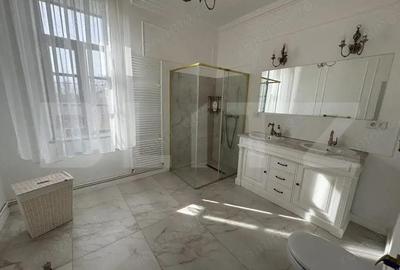 Casă cu 10 camere cu Teren 1143 Mp în Malu Mare - 4