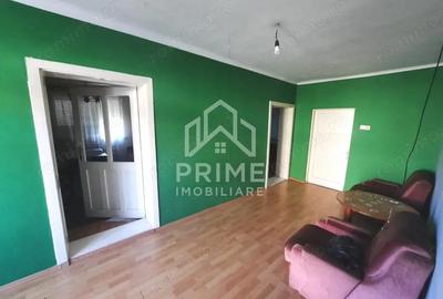 Casă cu 4 camere cu Teren 2800 Mp în Stremț - 5