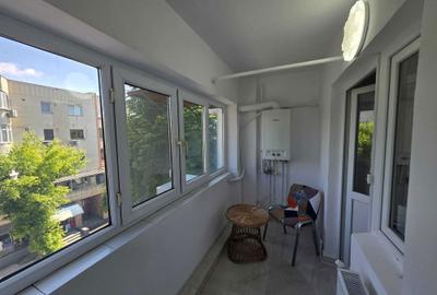Apartament cu 2 camere decomandat în 5 Călărasi - 6