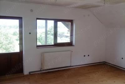 Casă cu 3 camere în Curtea de Argeș - 8