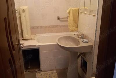 Apartament cu 3 camere decomandat în Central - 8