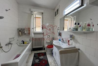 Vilă spațioasă 6 camere în centrul Lugoj – teren 471 mp, garaj - 11