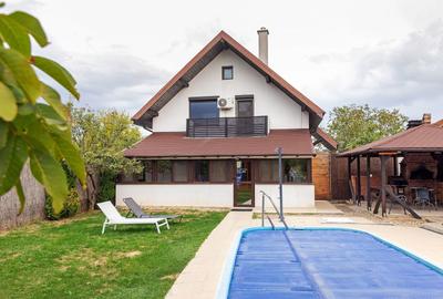 Casă individuală cu 11 camere cu Piscina în Apateu - 2