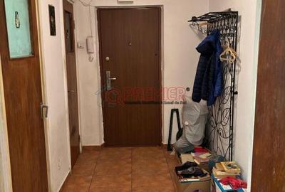 Apartament cu 4 camere decomandat în Berceni - 9