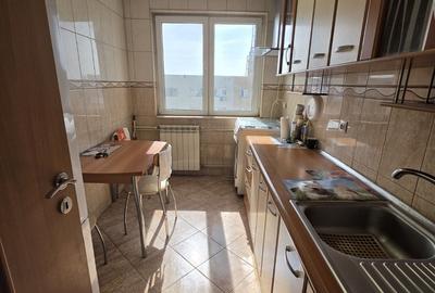 Apartament cu 2 camere decomandat în Theodor Pallady
