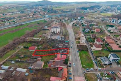 De vanzare Casa + Teren 1054 mp, in Sanmartin - 8