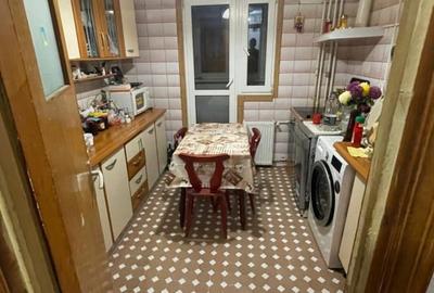 Apartament cu 3 camere semidecomandat în Rahova - 3