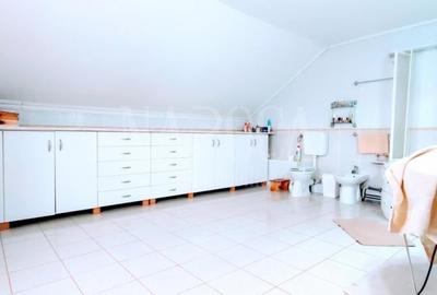Casa 5 camere de vanzare in Sanmartin - 10