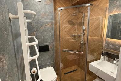 Apartament cu 2 camere decomandat în Băneasa