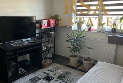 Apartament cu 2 camere decomandat în Poenari - 1