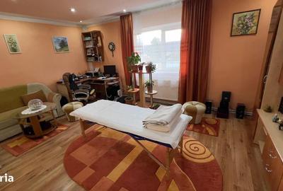 Casă cu 4 camere cu Teren 1329 Mp în Petros - 9