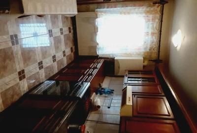 Apartament cu 3 camere decomandat în Central - 3