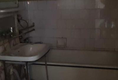 Garsonieră decomandată în Rovine - 3