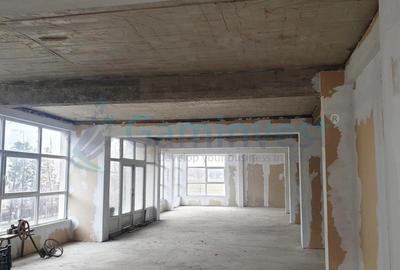 Spațiu comercial, de 432 mp, în Sânmartin - 1