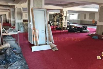 Spatiu comercial zona Brosteni comision 0 - 4