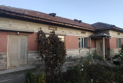 Casa in comuna Stalpu ~ 5 camere ~ teren 1830mp ~ Pret: 45.000€ - 13