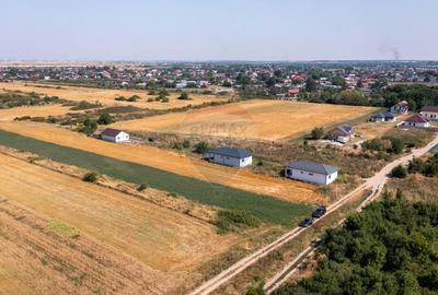Teren intravilan de 2945 mp, în Săbăreni - 3