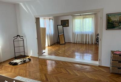 Casă cu 5 camere cu Teren 936 Mp în Central - 2