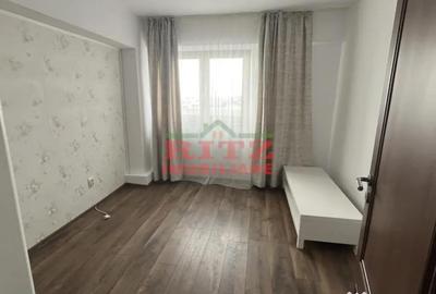 Apartament cu 3 camere decomandat în - 6