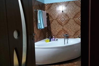 Vand casa 1800mp - 1