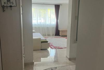 Apartament 2 camere 10-15 minute de mers pe jos de Mall Coresi - 1