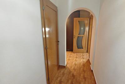 Apartament cu 2 camere decomandat în Turda - 4