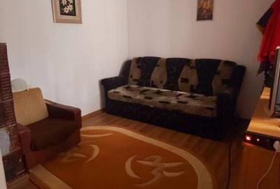 Casă cu 4 camere cu Teren 1600 Mp în Osica de Sus - 1
