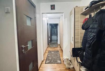 AV667 Apartament 3 camere, decomandat, etaj 2, 68mp, zona Lunei - 3