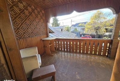Casă cu 5 camere cu Teren 238 Mp în Traian - 2