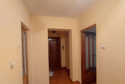 Apartament 3 camere in Radauti zona Hurmuzachi - 1