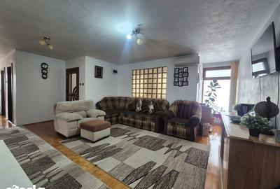 Casă cu 6 camere cu Teren 300 Mp în Central - 9