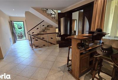 Casă cu 6 camere cu Teren 700 Mp în Vama - 10