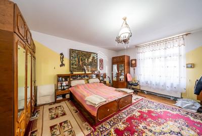 Casă individuală cu 7 camere cu Canalizare în Sub Arini - 4