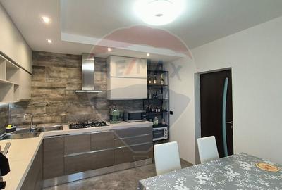 Casă individuală cu 4 camere cu Canalizare în Sud - 6