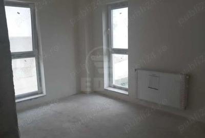 Apartament cu 3 camere semidecomandat în Florești - 1